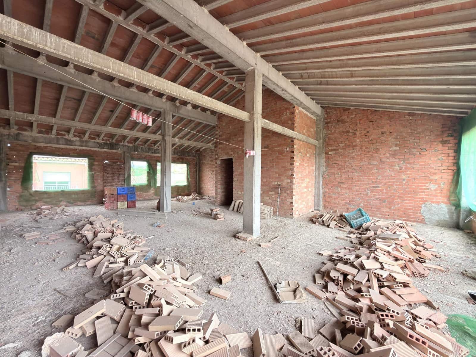 5 slaapkamer Huis te koop in Benicolet met garage - € 190.000 (Ref: 10086356)