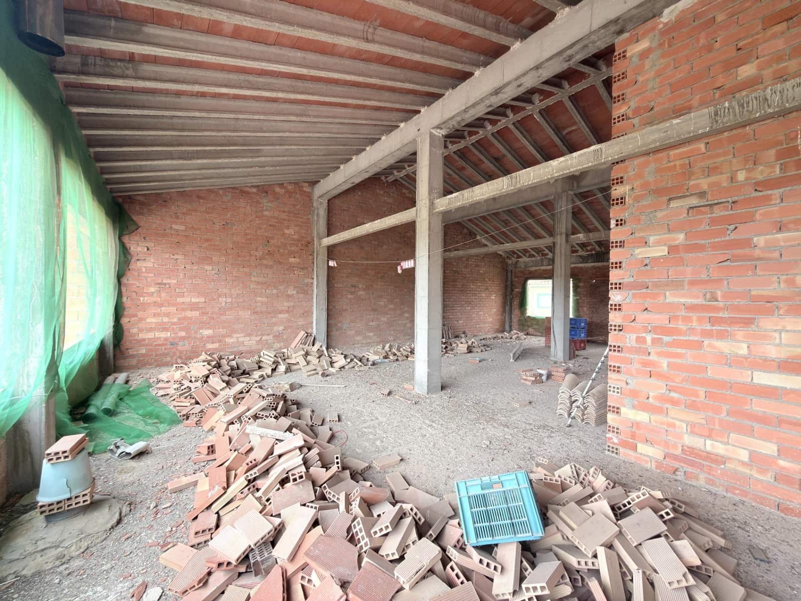 5 slaapkamer Huis te koop in Benicolet met garage - € 190.000 (Ref: 10086356)