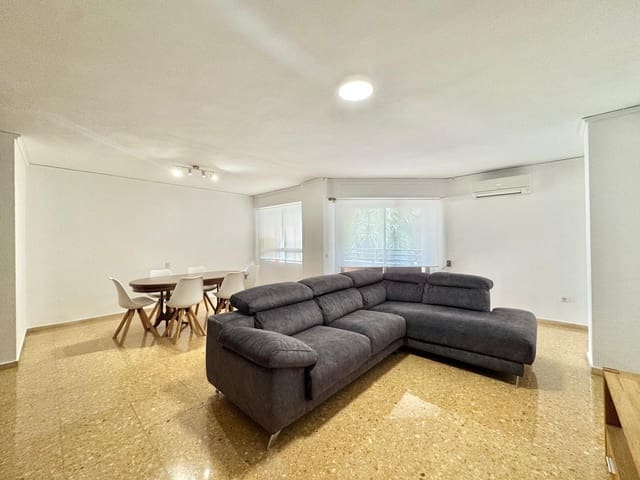 Appartement de 3 chambres à louer à Gandia - 950 € (Ref: 10102789)