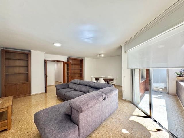 Appartement de 3 chambres à louer à Gandia - 950 € (Ref: 10102789)
