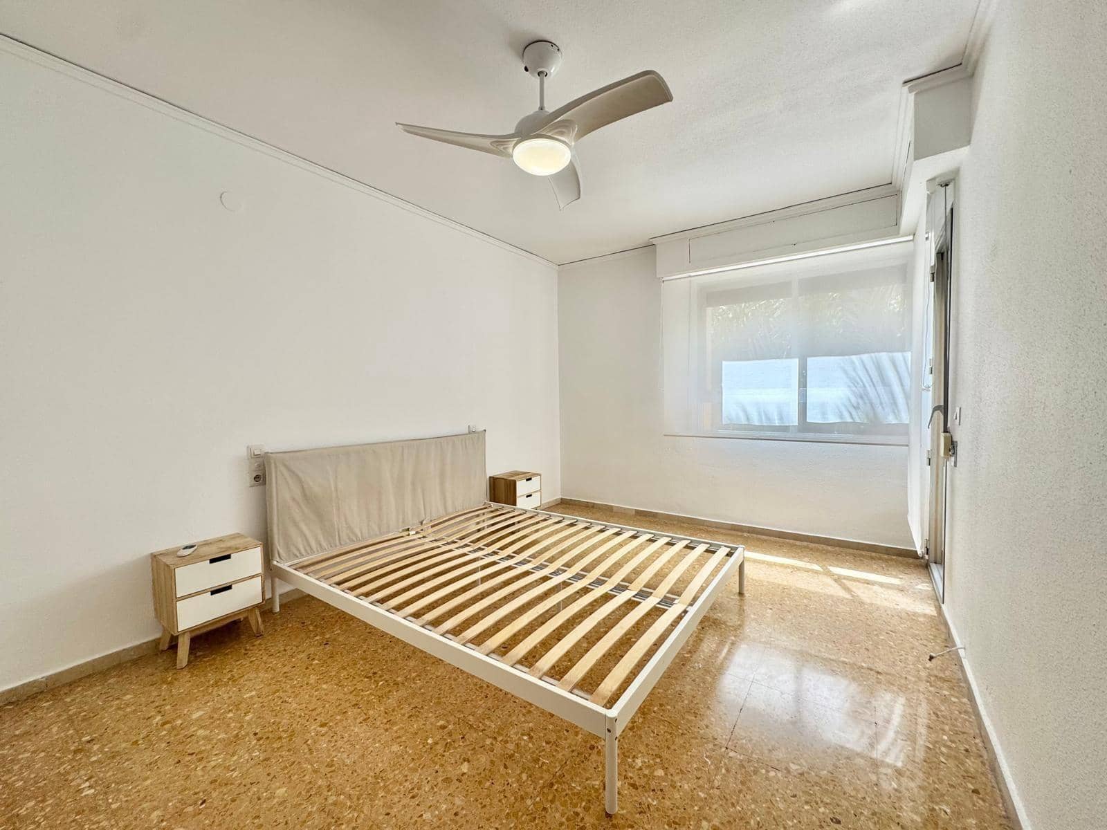 Appartement de 3 chambres à louer à Gandia - 950 € (Ref: 10102789)