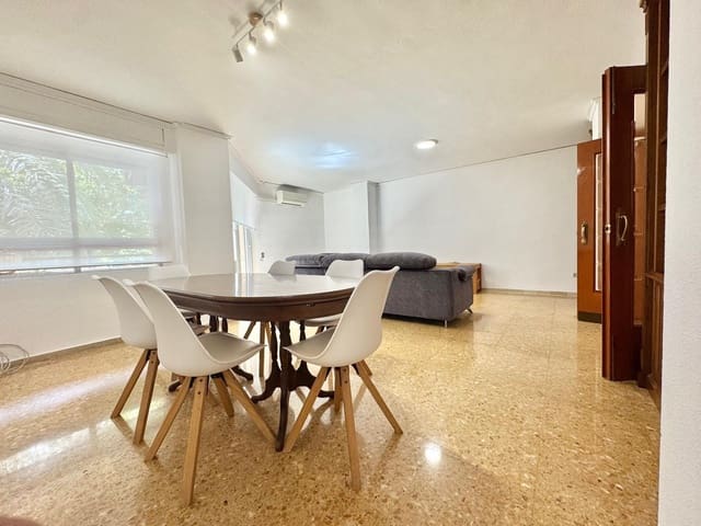 Appartement de 3 chambres à louer à Gandia - 950 € (Ref: 10102789)