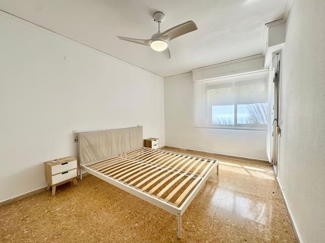 Appartement de 3 chambres à louer à Gandia - 950 € (Ref: 10102789)