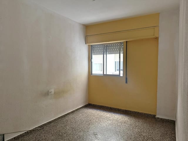 4 makuuhuone Asunto myytävänä paikassa Gandia - 130 000 € (Ref: 10147296)