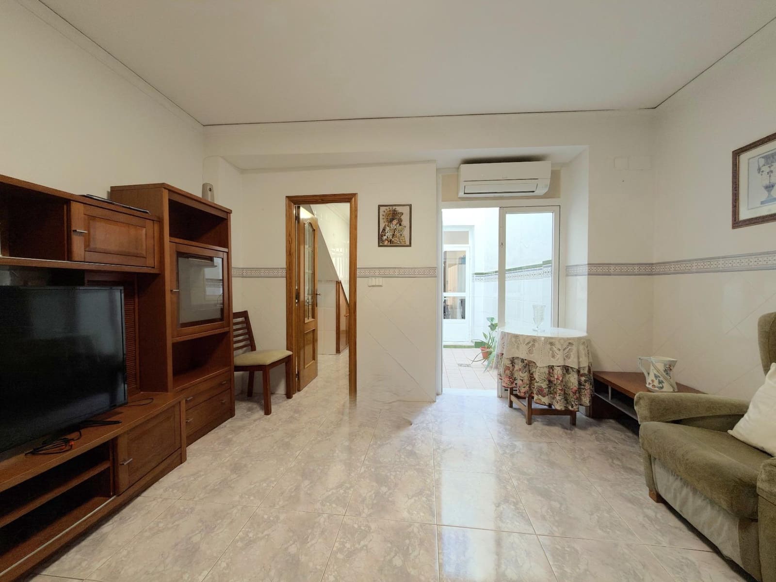3 bedroom Townhouse for sale in Beniarjo - € 185,400 (Ref: 10157819)
