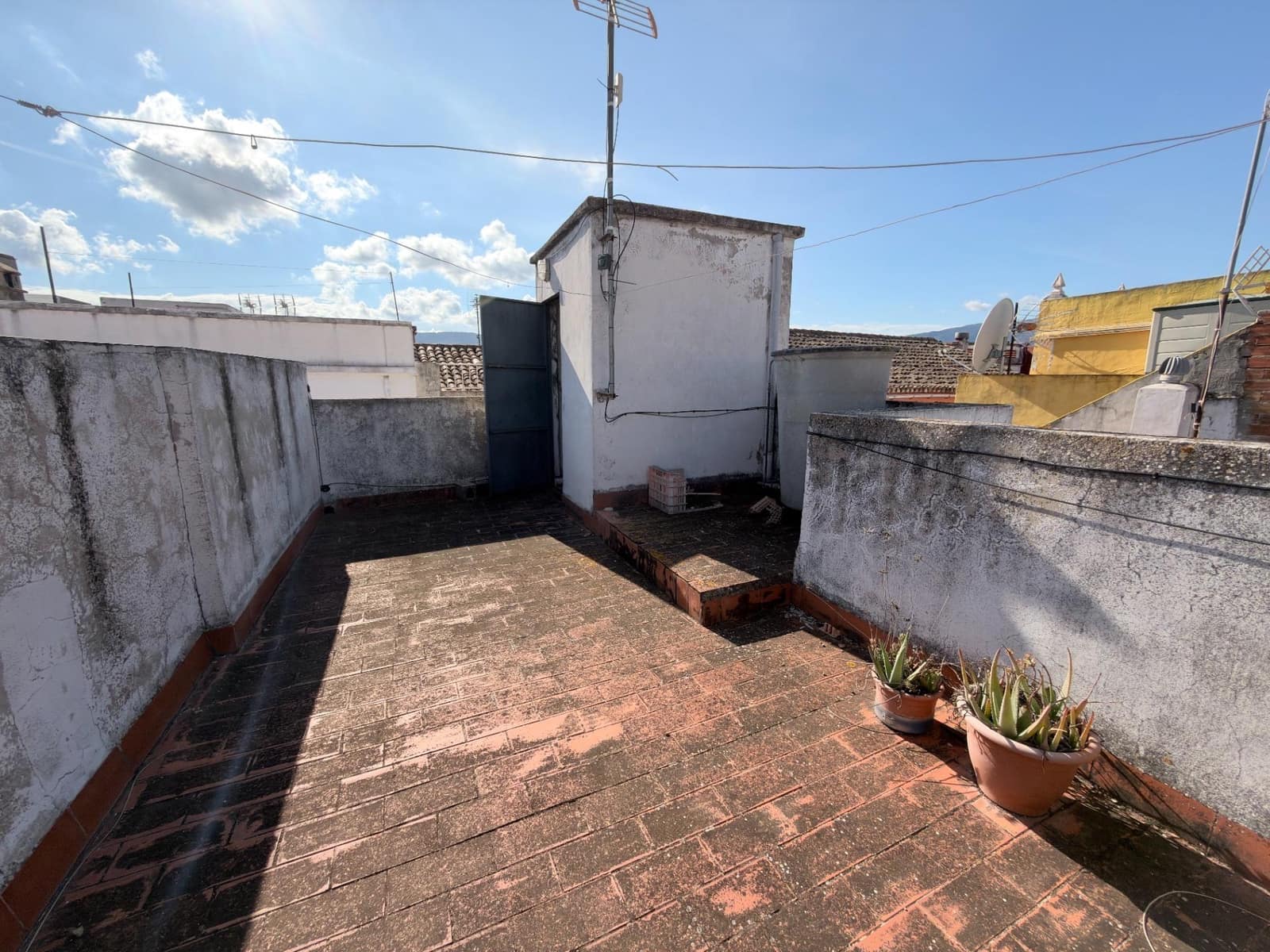 3 bedroom Townhouse for sale in Beniarjo - € 185,400 (Ref: 10157819)