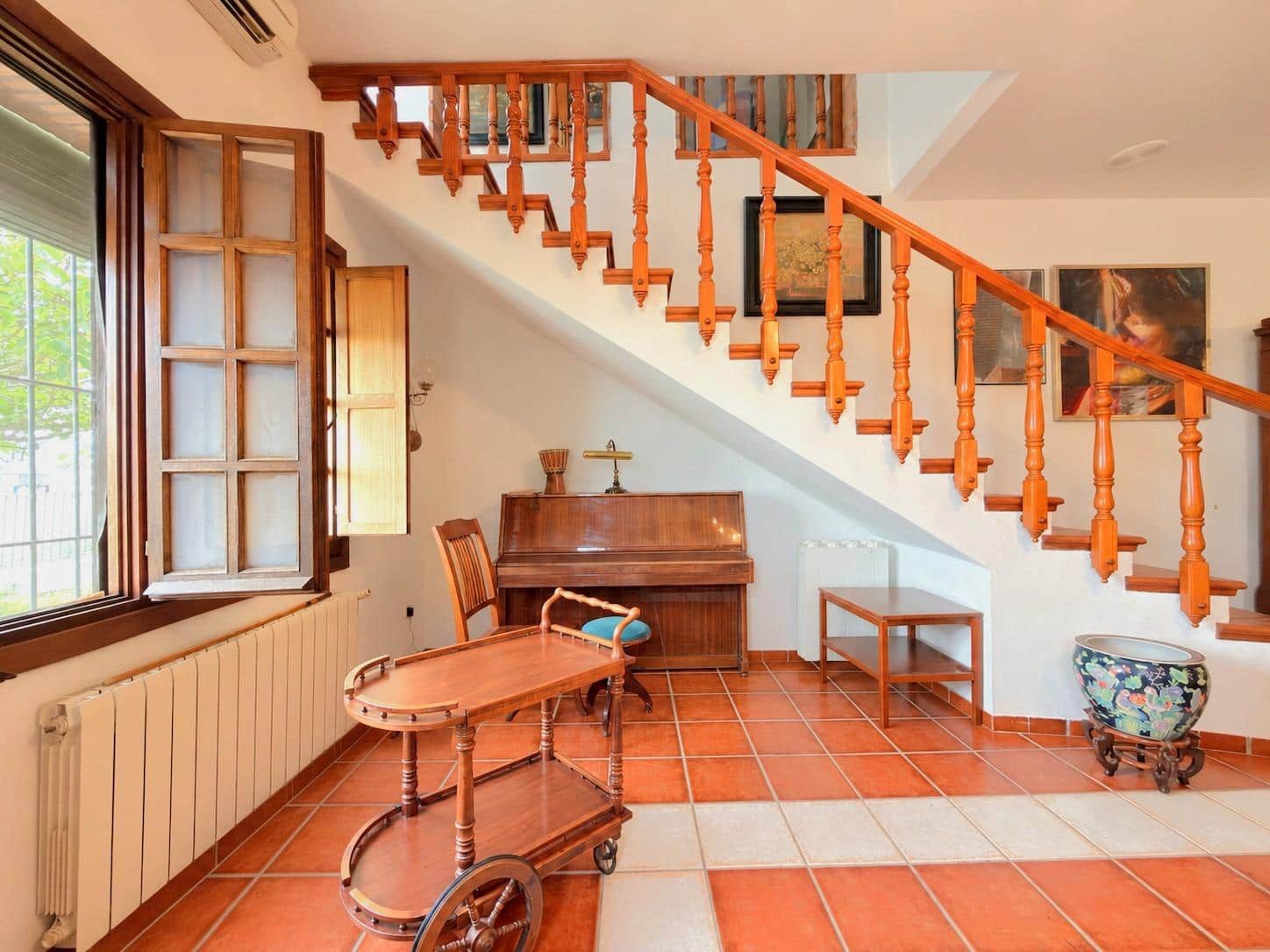 8 Zimmer Villa zu verkaufen in Beniarjo mit Pool Garage - 570.000 € (Ref: 10159857)