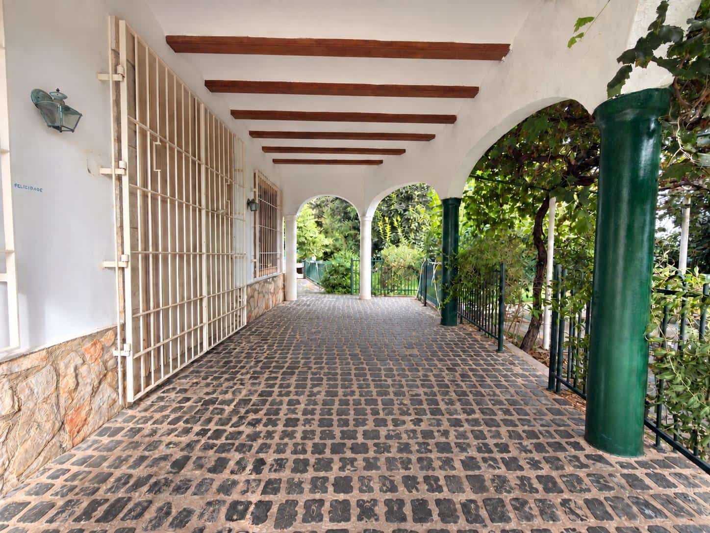 8 Zimmer Villa zu verkaufen in Beniarjo mit Pool Garage - 570.000 € (Ref: 10159857)