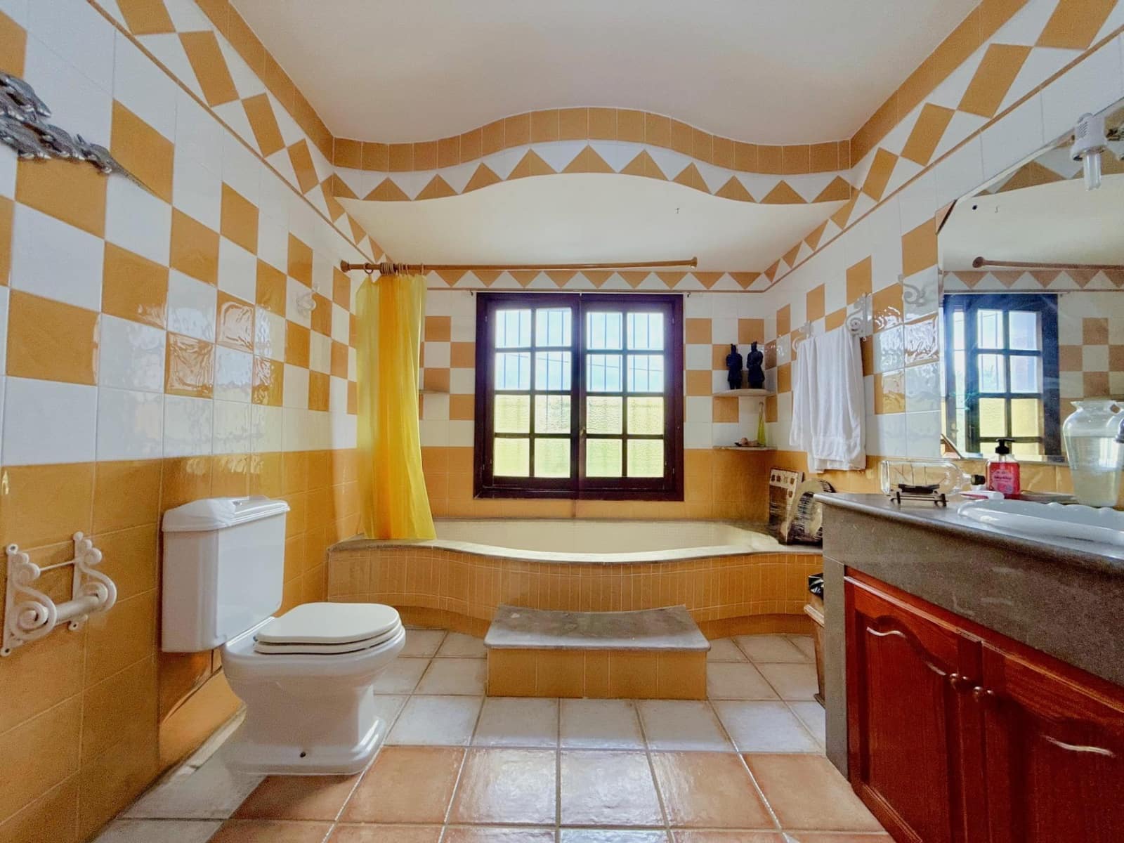 8 Zimmer Villa zu verkaufen in Beniarjo mit Pool Garage - 570.000 € (Ref: 10159857)