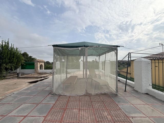 8 Zimmer Villa zu verkaufen in Beniarjó mit Pool Garage - 570.000 € (Ref: 10159857)