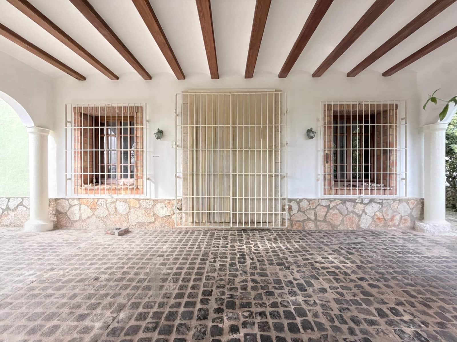 8 Zimmer Villa zu verkaufen in Beniarjo mit Pool Garage - 570.000 € (Ref: 10159857)