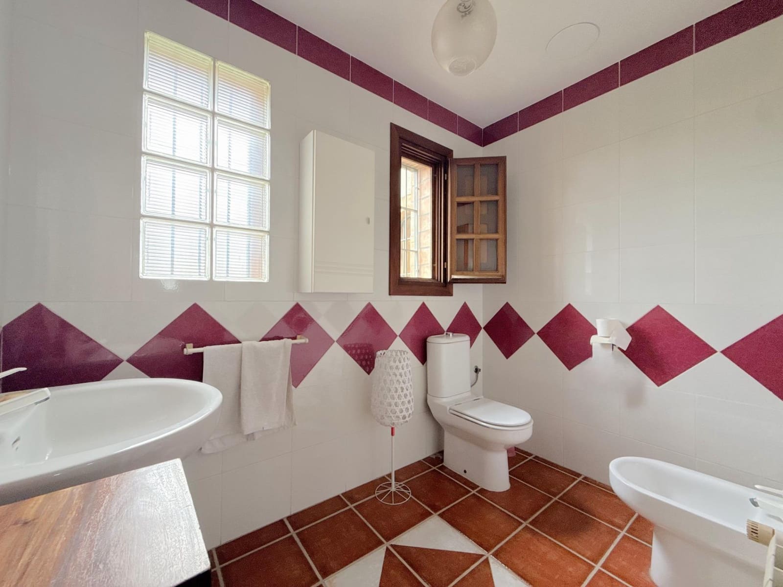 8 Zimmer Villa zu verkaufen in Beniarjo mit Pool Garage - 570.000 € (Ref: 10159857)