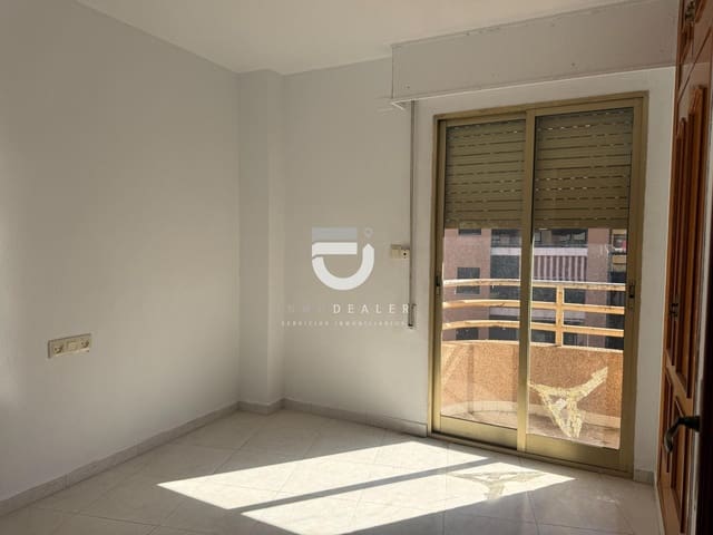 4 bedroom Flat for sale in Gandia - € 205,000 (Ref: 10185102)