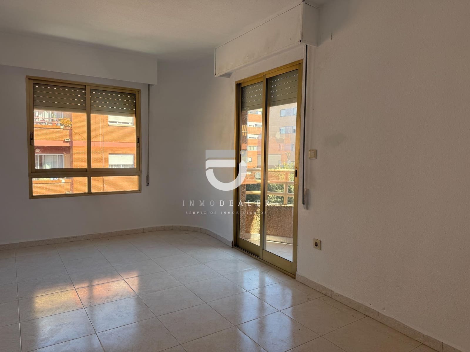 4 bedroom Flat for sale in Gandia - € 205,000 (Ref: 10185102)