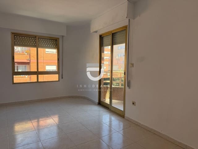 4 bedroom Flat for sale in Gandia - € 205,000 (Ref: 10185102)
