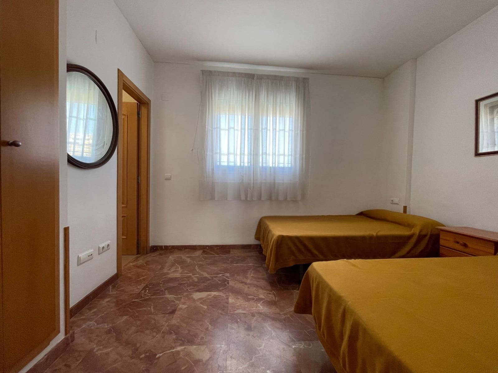 5 soveværelse Rækkehus til salg i Gandia med swimmingpool garage - € 284.000 (Ref: 8532680)