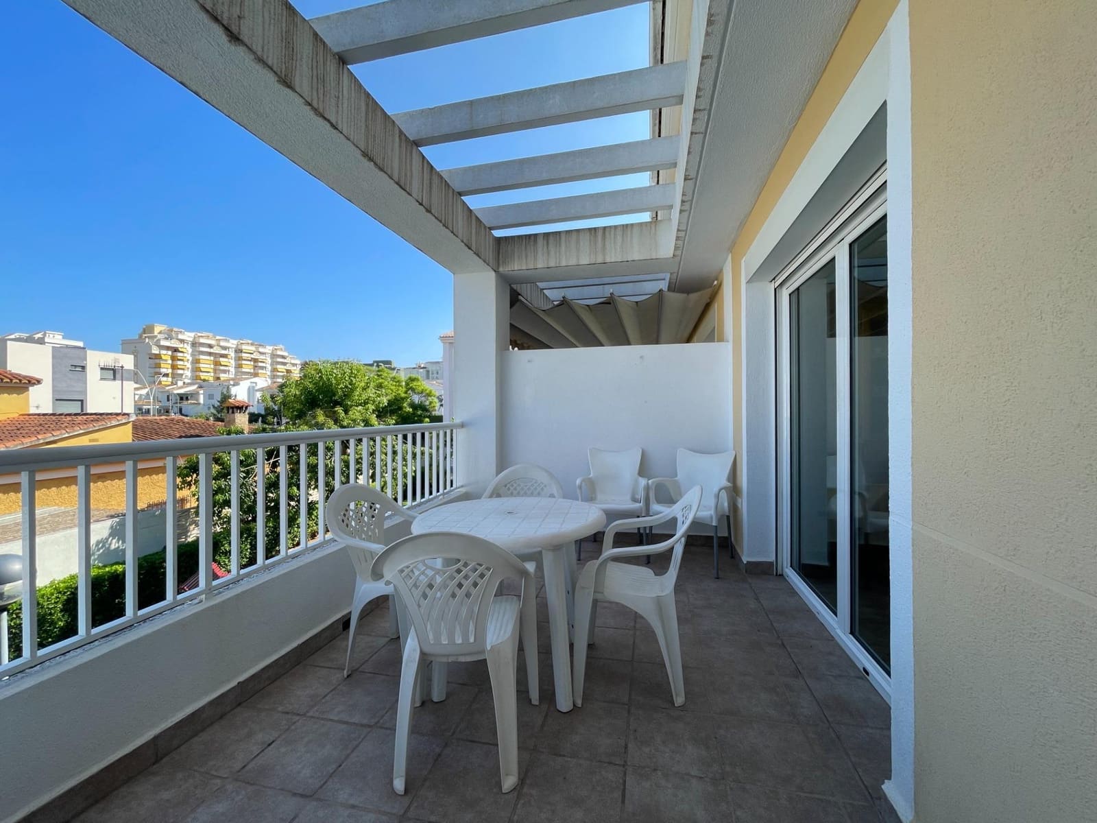 5 soveværelse Rækkehus til salg i Gandia med swimmingpool garage - € 284.000 (Ref: 8532680)