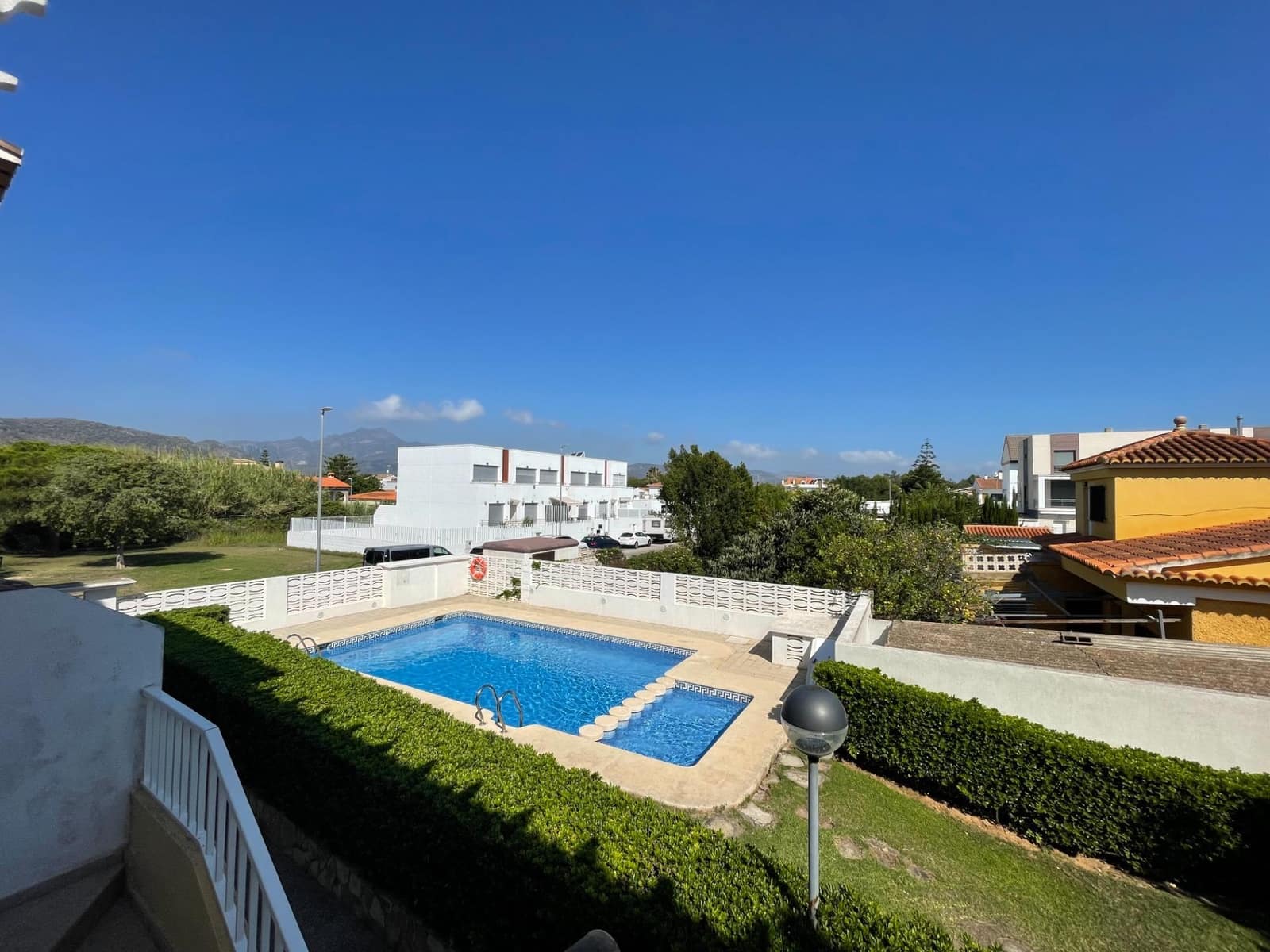 5 soveværelse Rækkehus til salg i Gandia med swimmingpool garage - € 284.000 (Ref: 8532680)