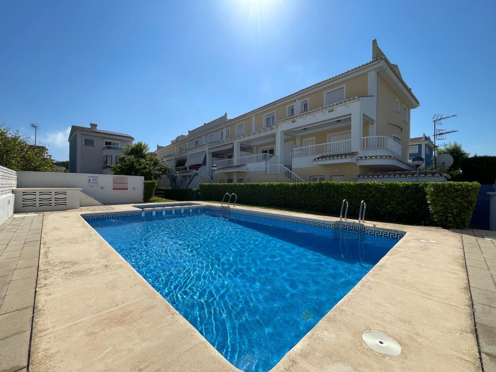 5 soveværelse Rækkehus til salg i Gandia med swimmingpool garage - € 284.000 (Ref: 8532680)