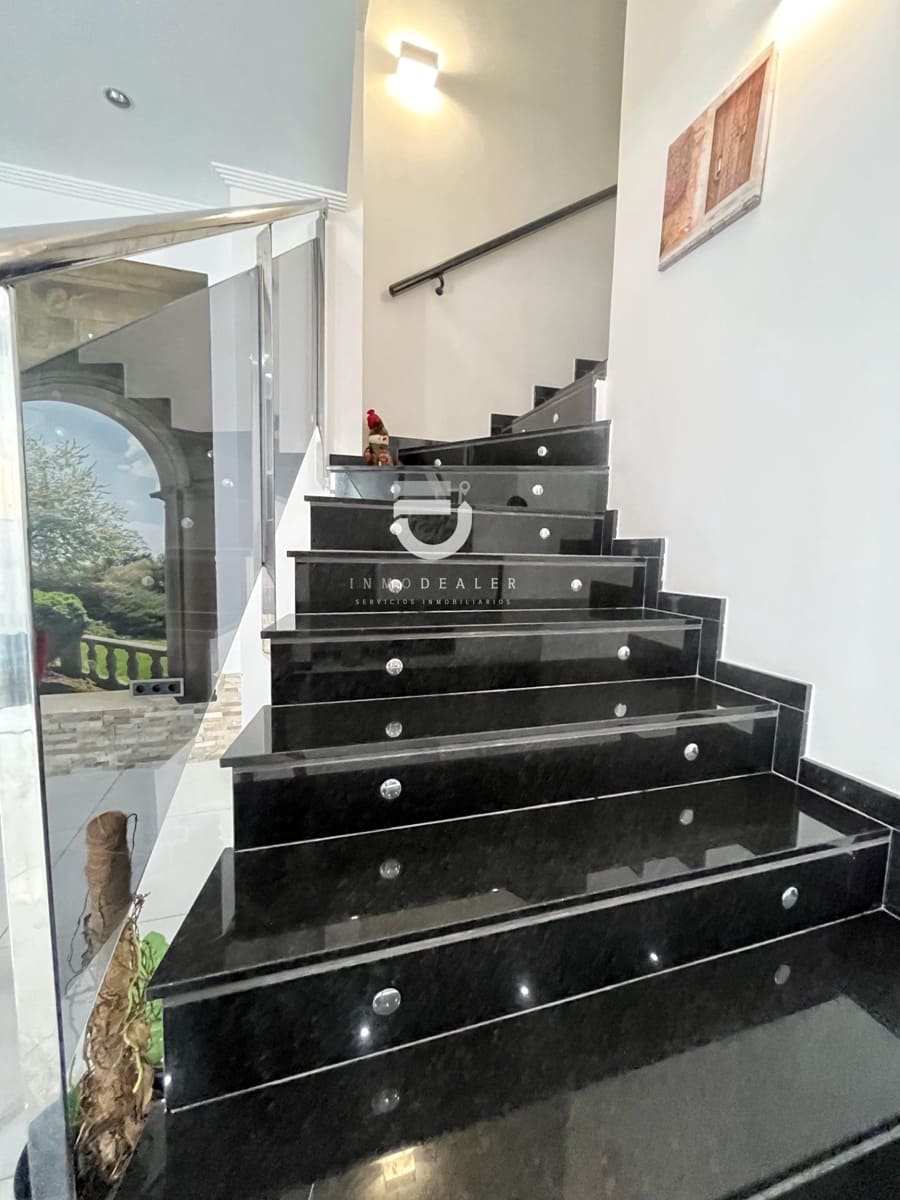 5 soveværelse Byhus til salg i Rafelcofer - € 250.000 (Ref: 8536540)