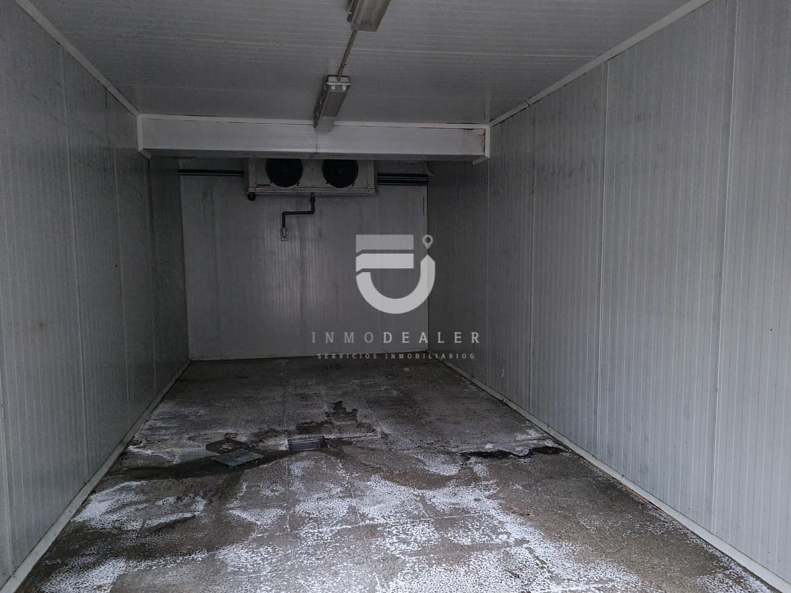 Commercial for sale in Gandia - € 207,000 (Ref: 8582581)