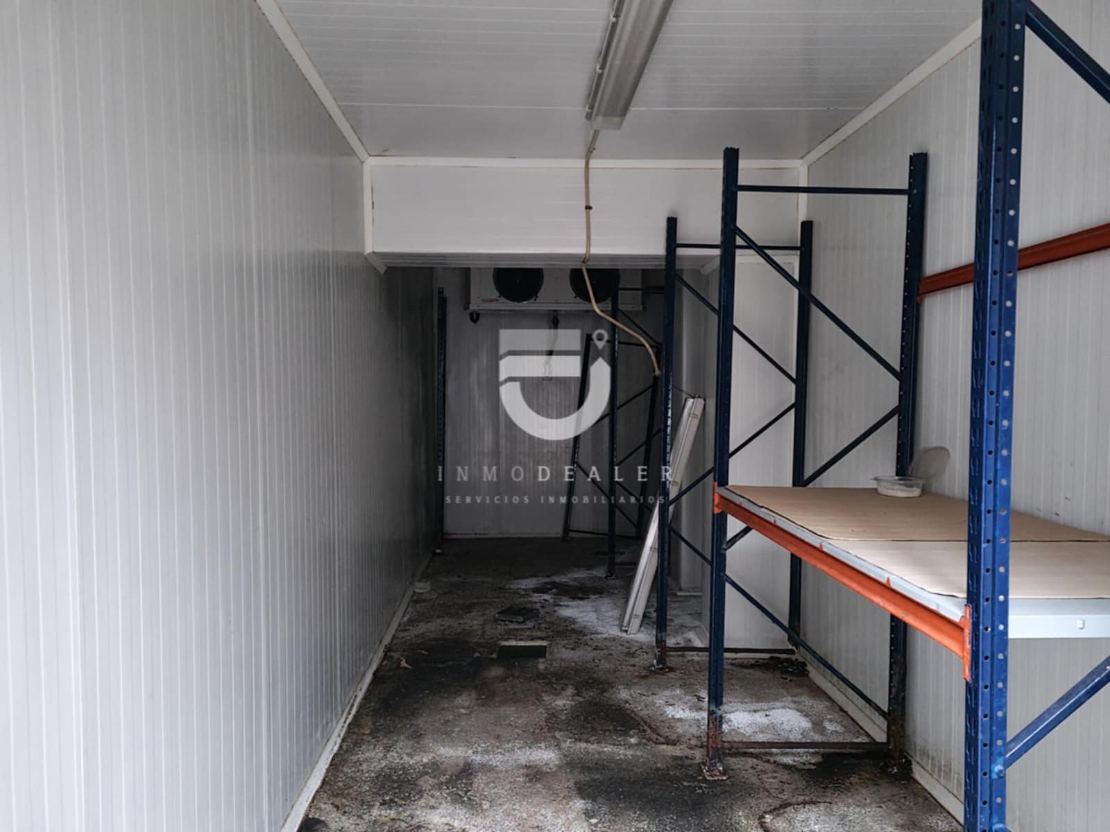 Commercial for sale in Gandia - € 207,000 (Ref: 8582581)