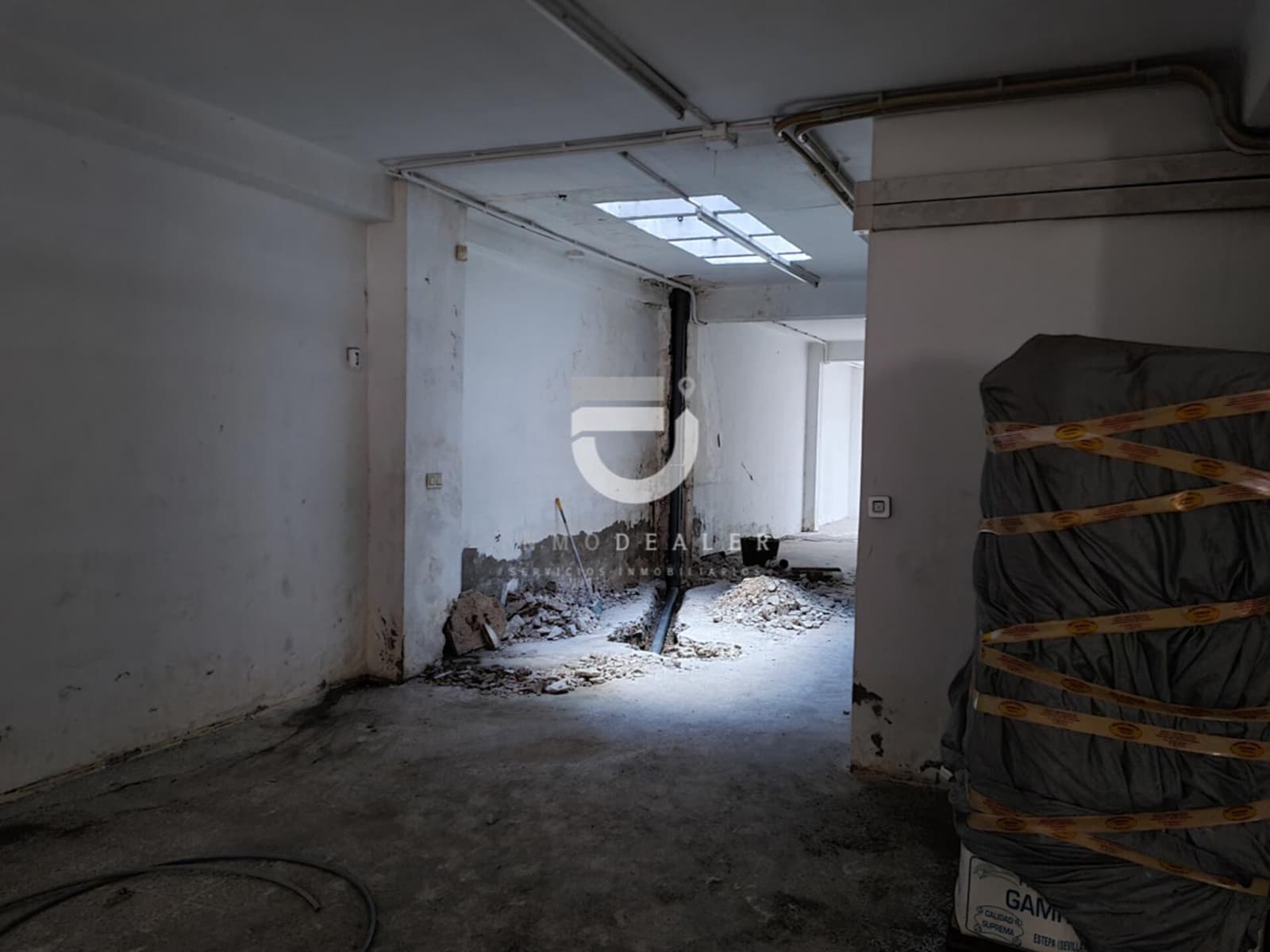 Kommersiell till salu i Gandia - 195 000 € (Ref: 8582581)