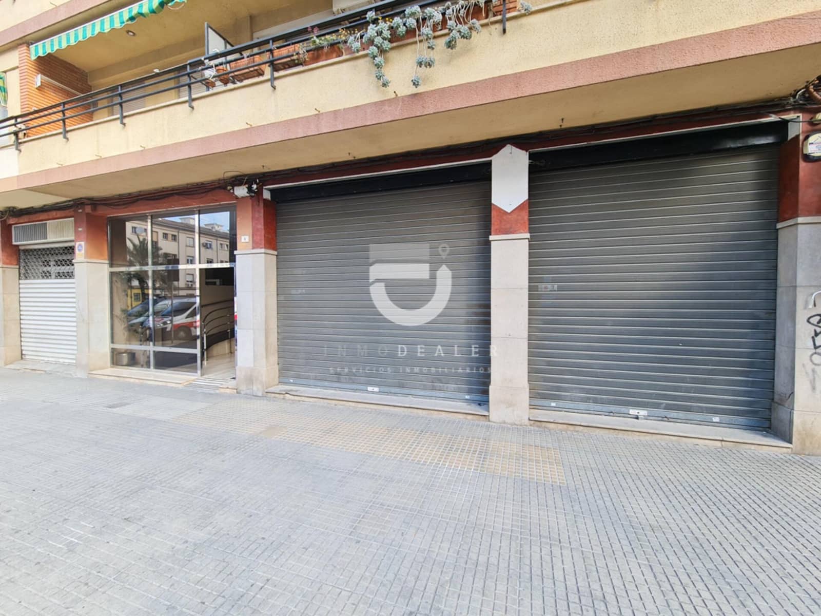 Kommersiell till salu i Gandia - 195 000 € (Ref: 8582581)