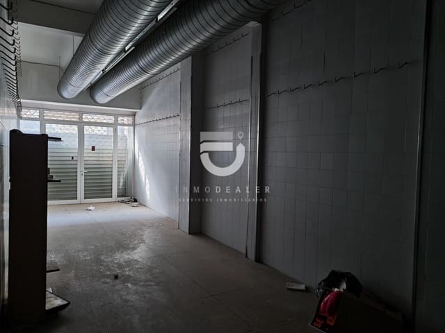 Local Comercial en Gandia en venta - 195.000 € (Ref: 8582581)