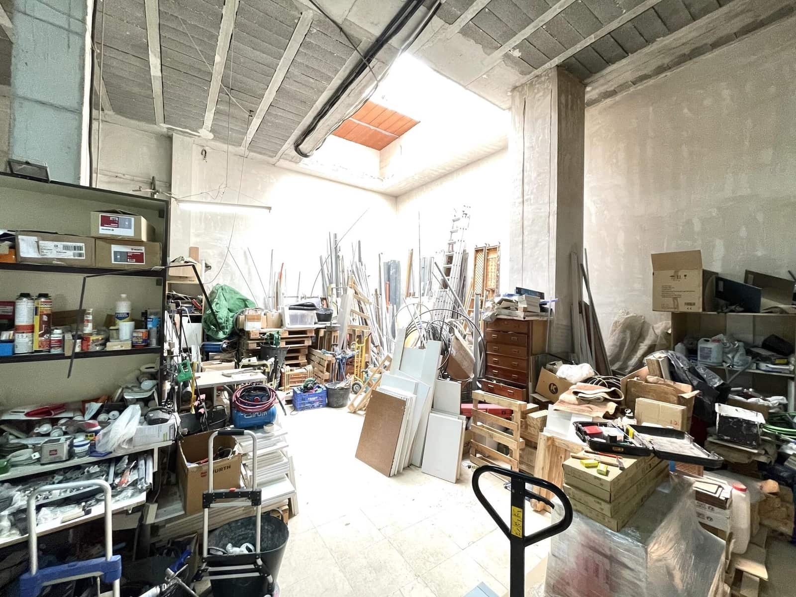 Erhverv til salg i Gandia - € 230.000 (Ref: 8582582)