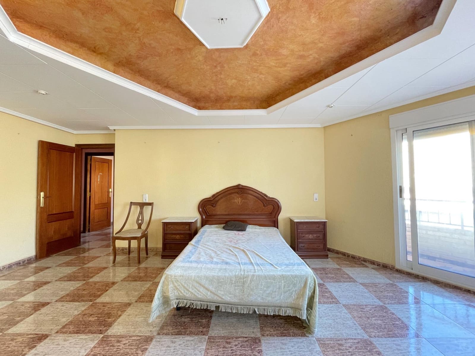 5 soveværelse Lejlighed til salg i La Pobla del Duc - € 105.000 (Ref: 8597284)