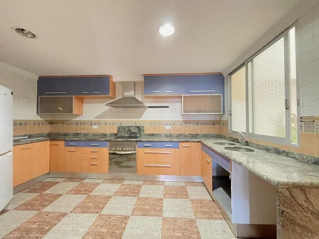 5 soveværelse Lejlighed til salg i La Pobla del Duc - € 105.000 (Ref: 8597284)