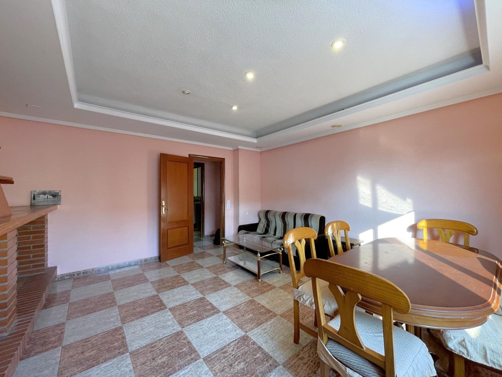 5 soveværelse Lejlighed til salg i La Pobla del Duc - € 105.000 (Ref: 8597284)