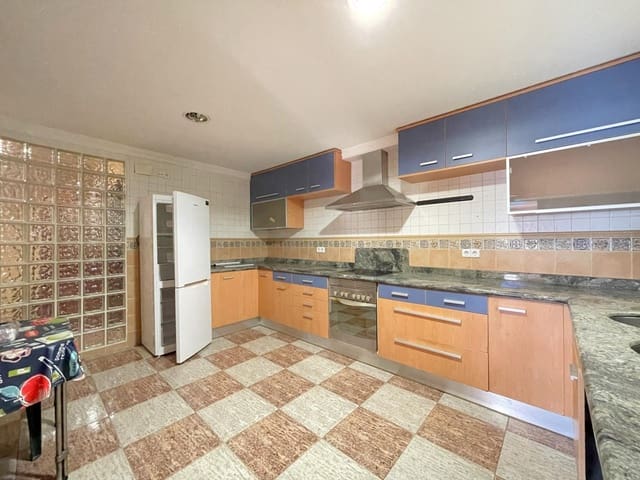 5 soveværelse Lejlighed til salg i La Pobla del Duc - € 105.000 (Ref: 8597284)