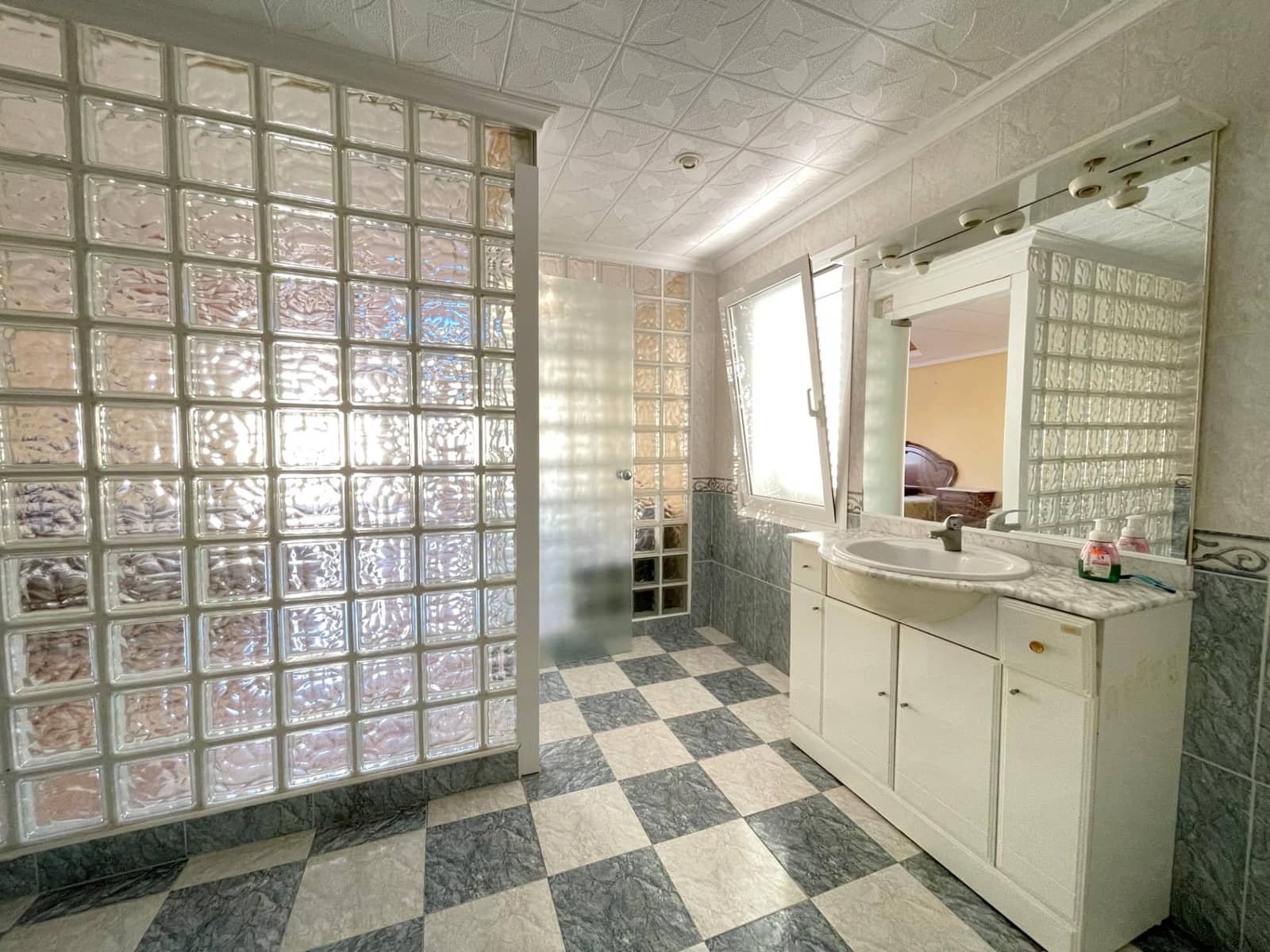 5 soveværelse Lejlighed til salg i La Pobla del Duc - € 105.000 (Ref: 8597284)