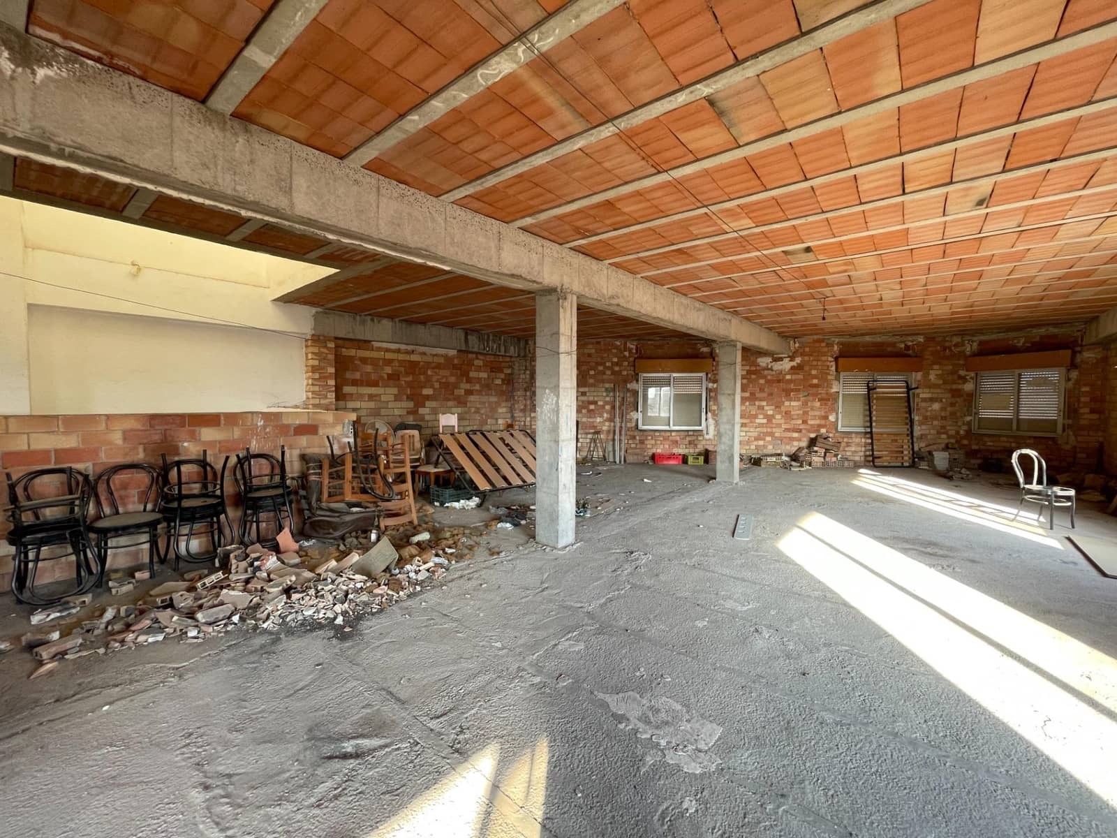 5 soveværelse Lejlighed til salg i La Pobla del Duc - € 105.000 (Ref: 8597284)