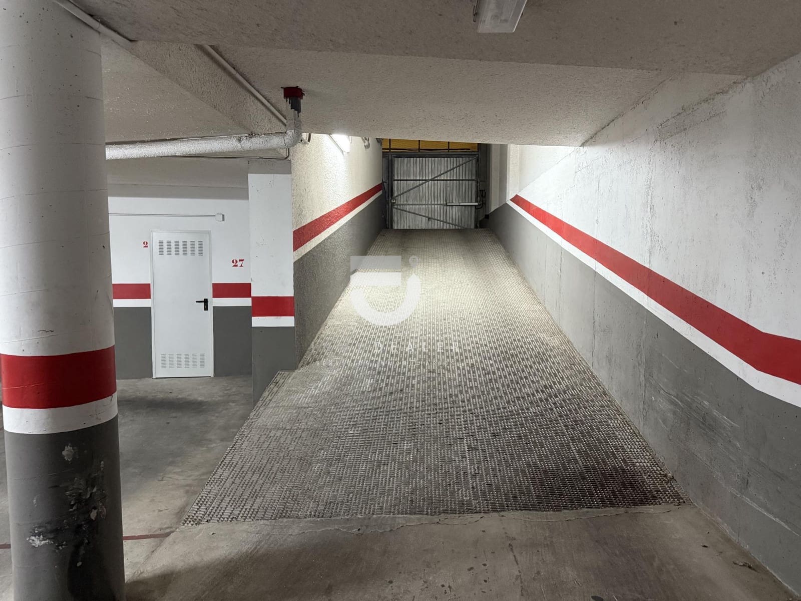 Garage for sale in Real de Gandia - € 7,500 (Ref: 8615376)