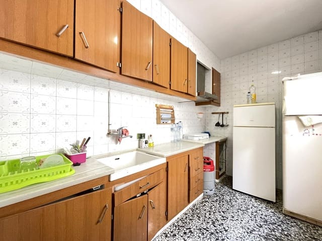 4 chambre Appartement à vendre à Alfauir - 120 000 € (Ref: 8639458)