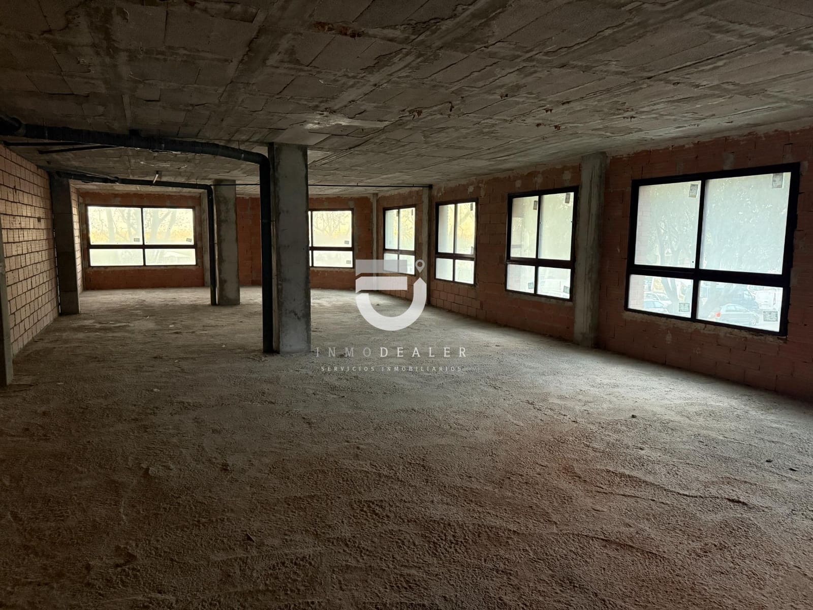 Kommersiell till salu i Oliva - 111 800 € (Ref: 8687621)