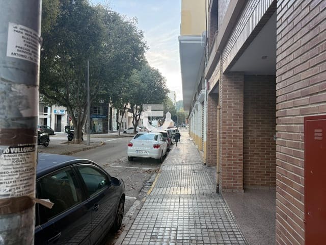 Local Comercial en Oliva en venta - 111.800 € (Ref: 8687621)