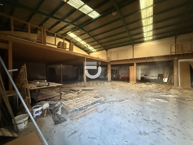 Virksomhed til salg i Oliva Pueblo, Oliva - € 250.000 (Ref: 8696473)