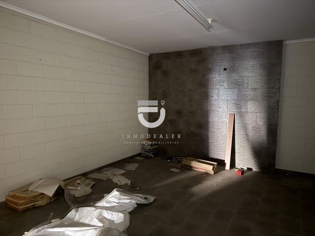 Azienda in vendita in Oliva Pueblo, Oliva - 250.000 € (Rif: 8696473)