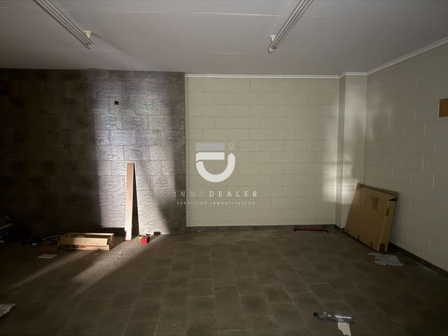 Azienda in vendita in Oliva Pueblo, Oliva - 250.000 € (Rif: 8696473)