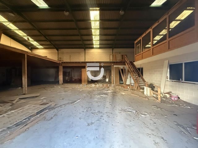 Virksomhed til salg i Oliva Pueblo, Oliva - € 250.000 (Ref: 8696473)