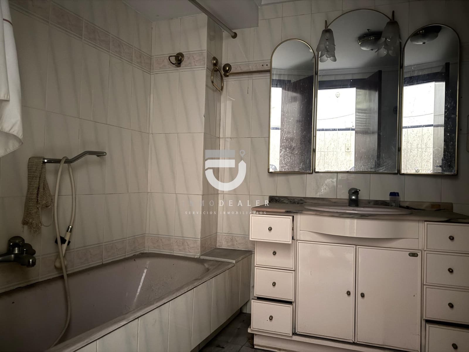 3 bedroom Townhouse for sale in La Font d'En Carros - € 130,000 (Ref: 8696474)