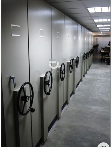 Kommersiell till salu i Piles - 105 000 € (Ref: 8764906)