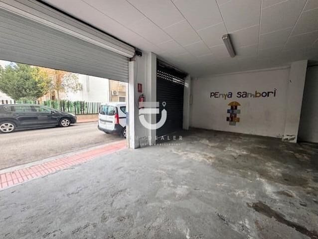 Kommersiell till salu i Piles - 105 000 € (Ref: 8764906)