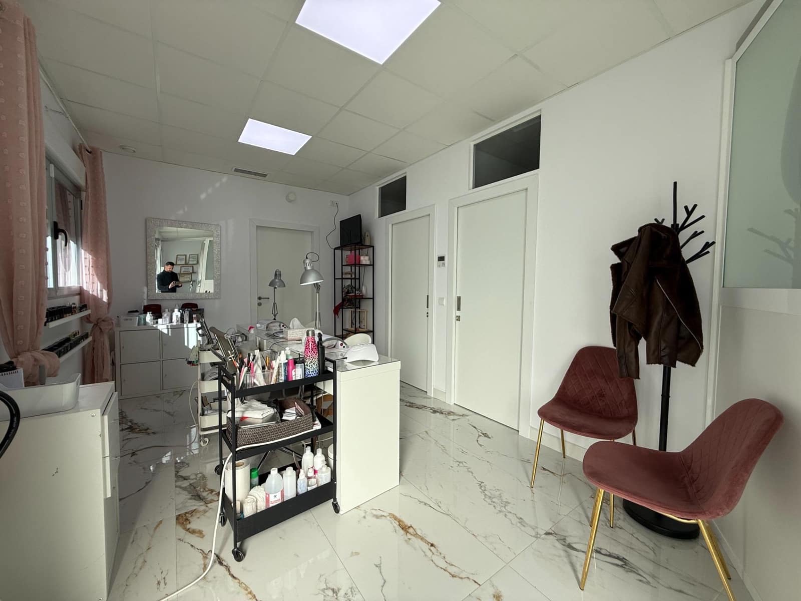 Erhverv til salg i Almoines - € 100.000 (Ref: 8770337)