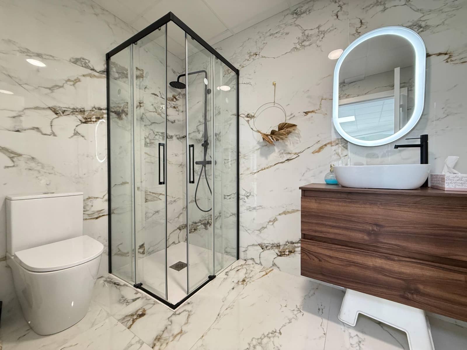 Erhverv til salg i Almoines - € 100.000 (Ref: 8770337)