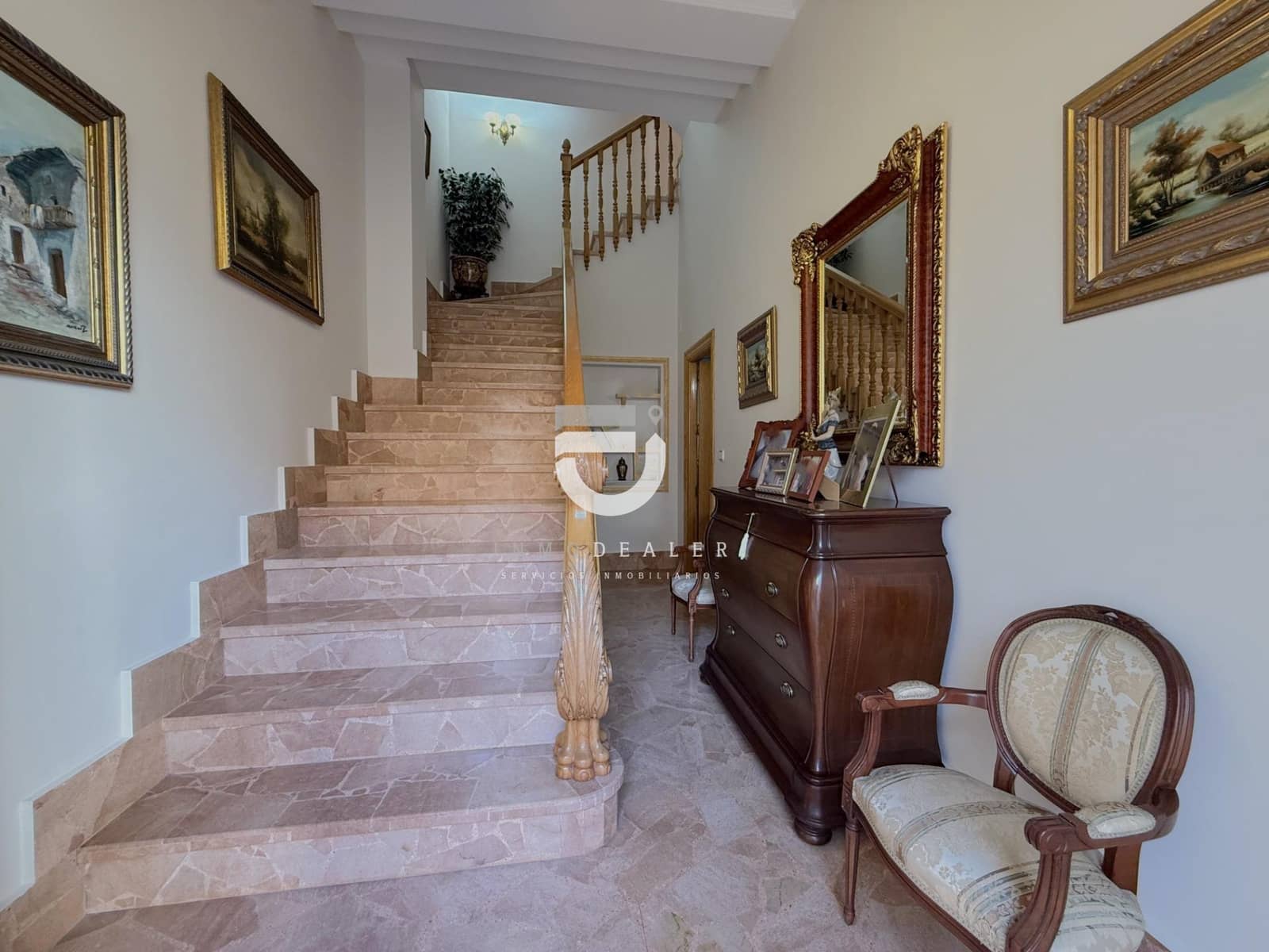 5 slaapkamer Villa te koop in Gandia met garage - € 699.000 (Ref: 8817905)